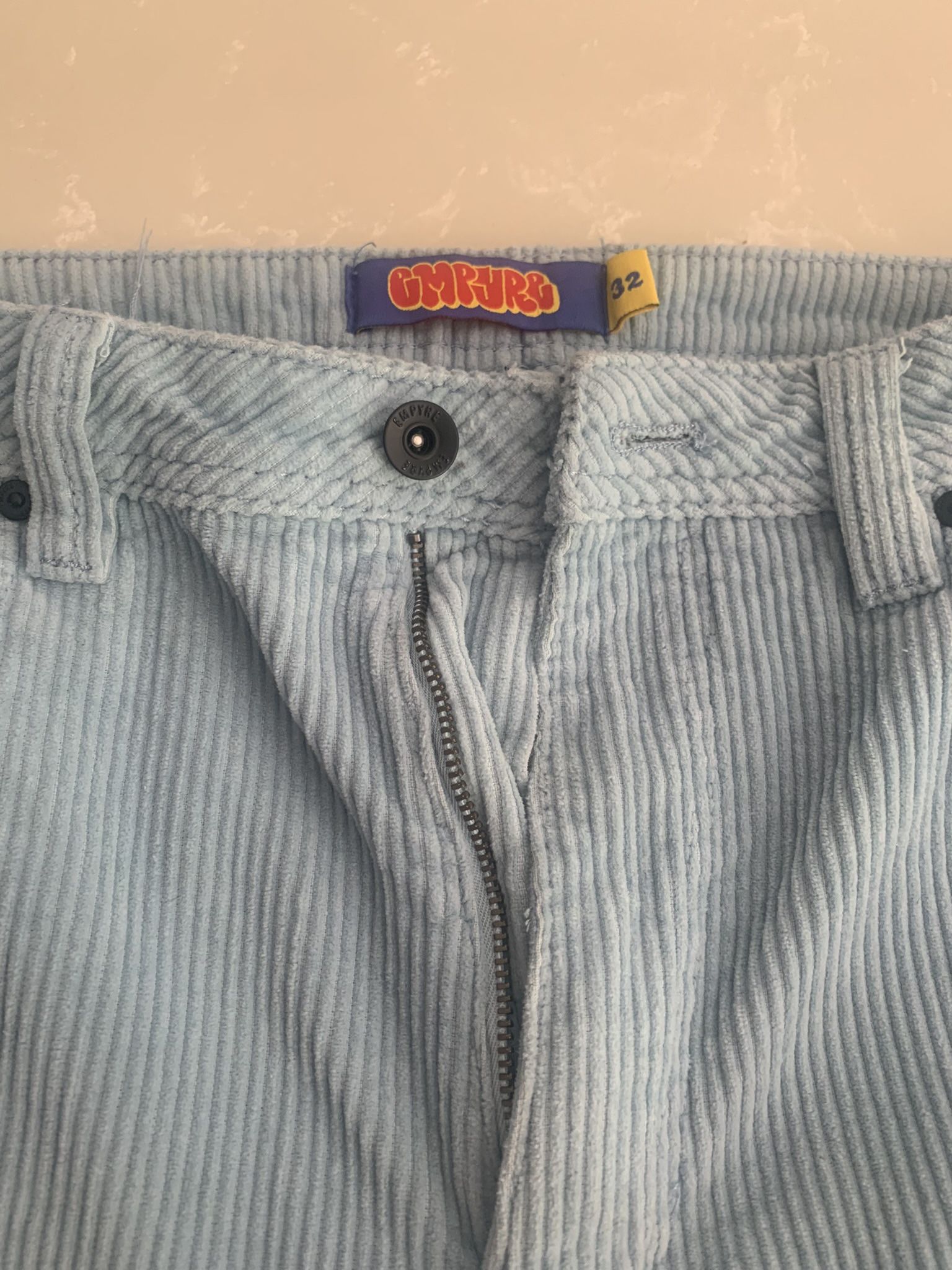 Men’s Size 32 Empyre Jeans.. Light Blue Corduroy
