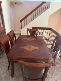 Dining room set