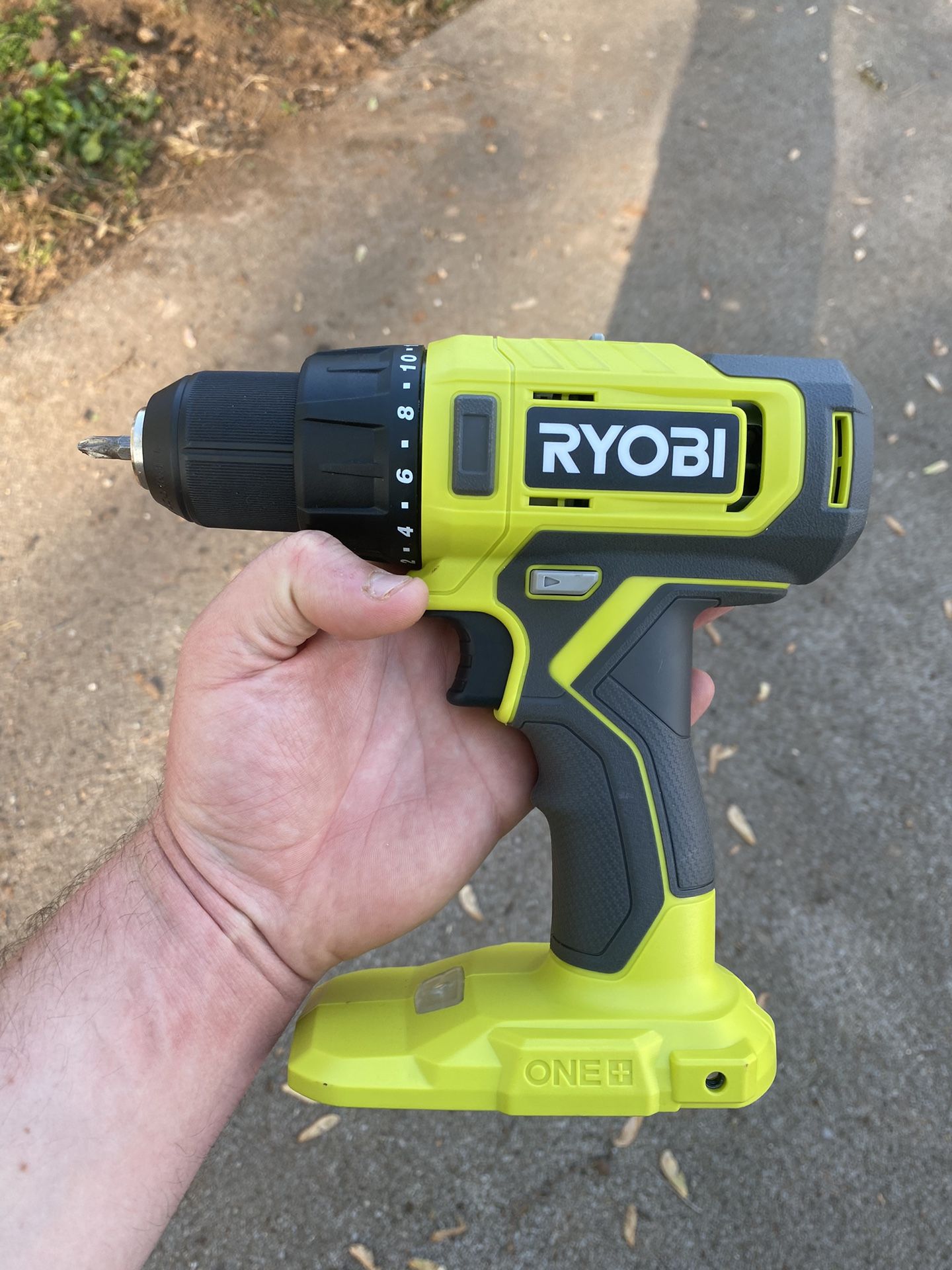 Ryobi Cordless Power Drill 