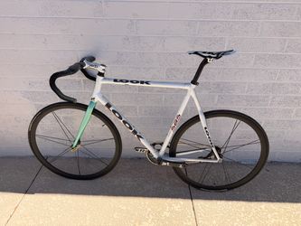 LOOK  585 FULL-CARBON ROAD BIKE