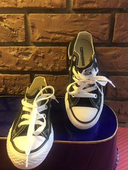 All-star Converse! Size 11 Girls! New!