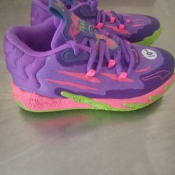 Boys Toddler Puma Lamelo ball- Size 11-Excellent Condition 