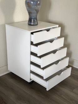 Cabinet 5 Drawers 