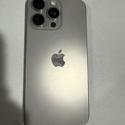 iPhone 15 Pro Max Natural Titanium 256GB