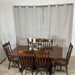 ETHAN ALLEN Dining Table With 7 Chairs 