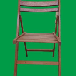 Vintage Foldable Slat Wooden Chair 

