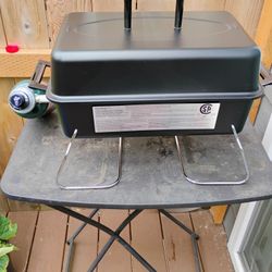 Char-Broil Portable Gas BBQ 