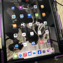 iPad 12.9 5 Gen 2022 Version 