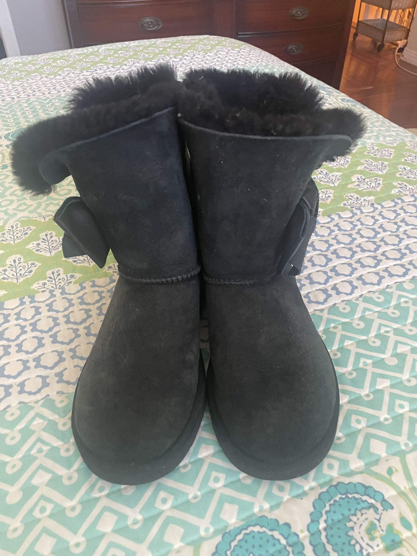 Black Ugg Boots Size 6