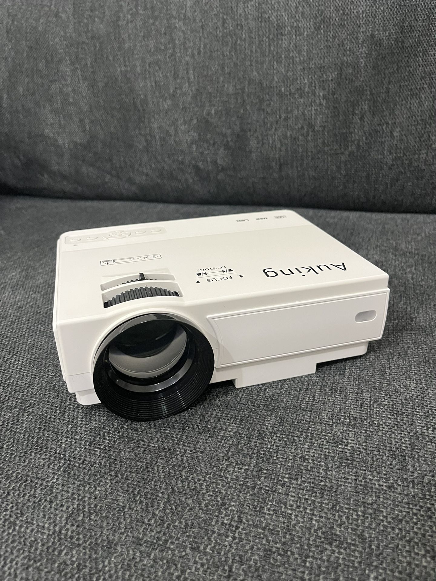 Auking Home Theater Mini Projector