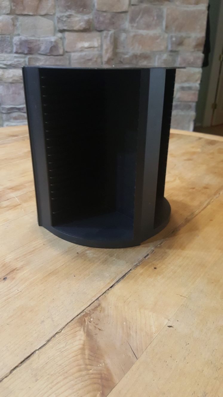 Cd or DVD holder