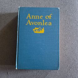 Anne of Avonlea by L. M. Montgomery - Ryerson Press Edition