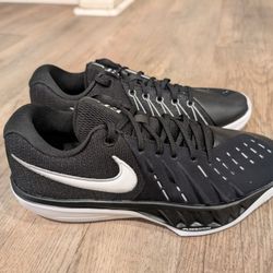 Nike GT Cut Academy 2 Basketball Shoes. Size 13