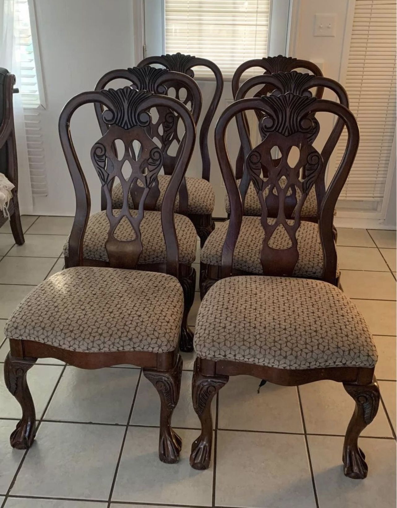 6 Chairs