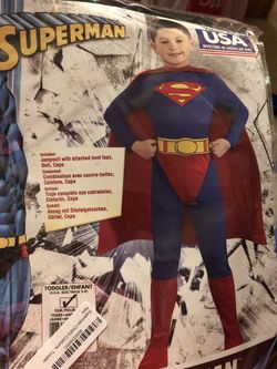 Superman costume size 2-4