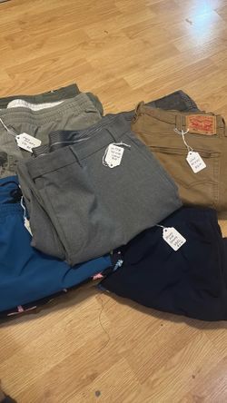 Men’s name brand jeans and bottoms