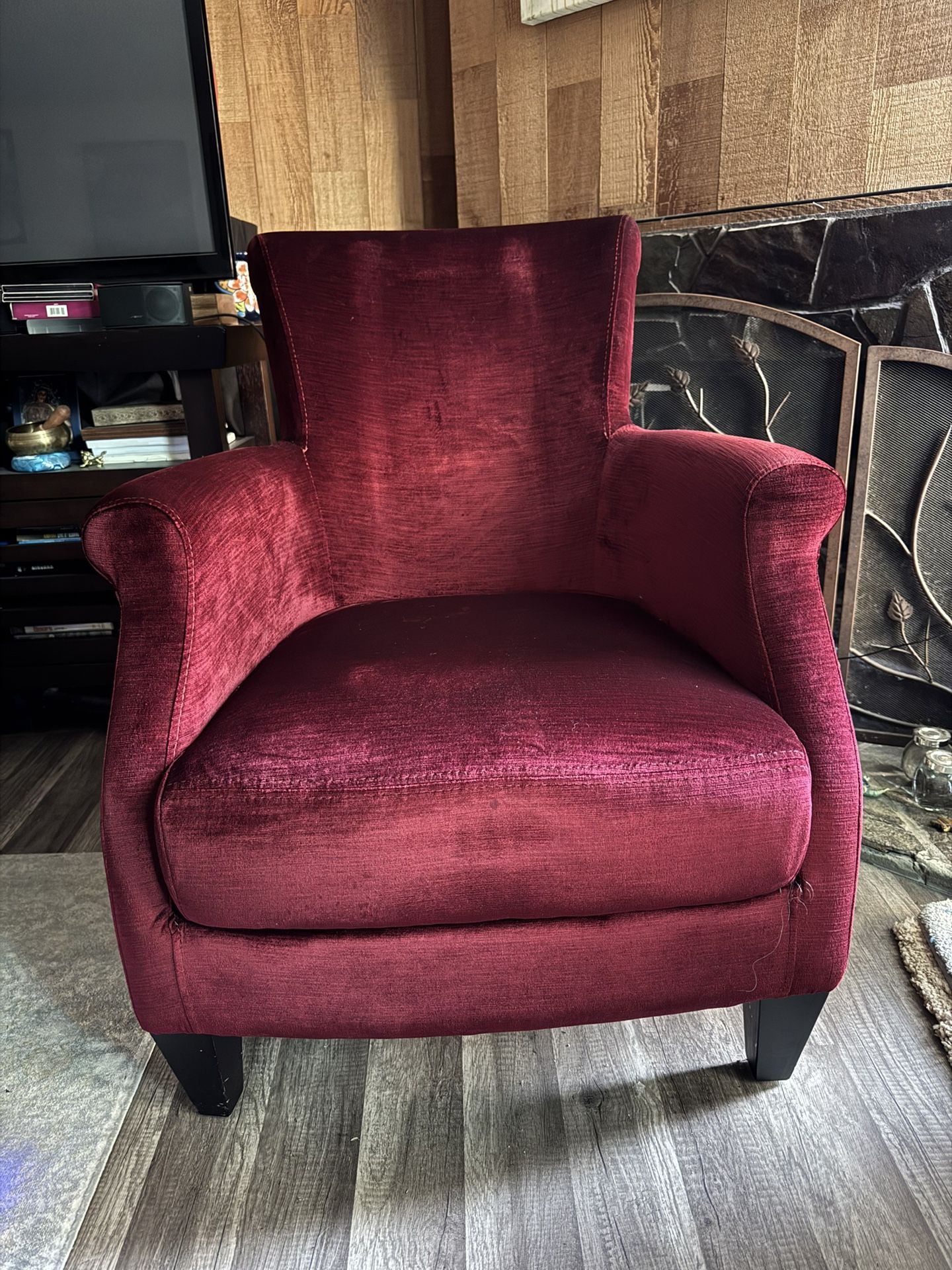 Accent Chair 