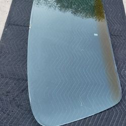 1(contact info removed) Vaga Wagon And Notch Back Windshield