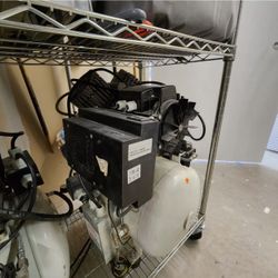 Used Jun-Air 2000-40BD Oil-Free Air Compressor