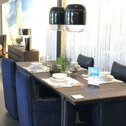 Natuzzi Kendo Dining Table