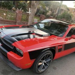 2010 Dodge Challenger 