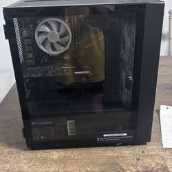 Gaming Pc and keyboard 