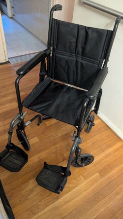 Drive transport wheelchair