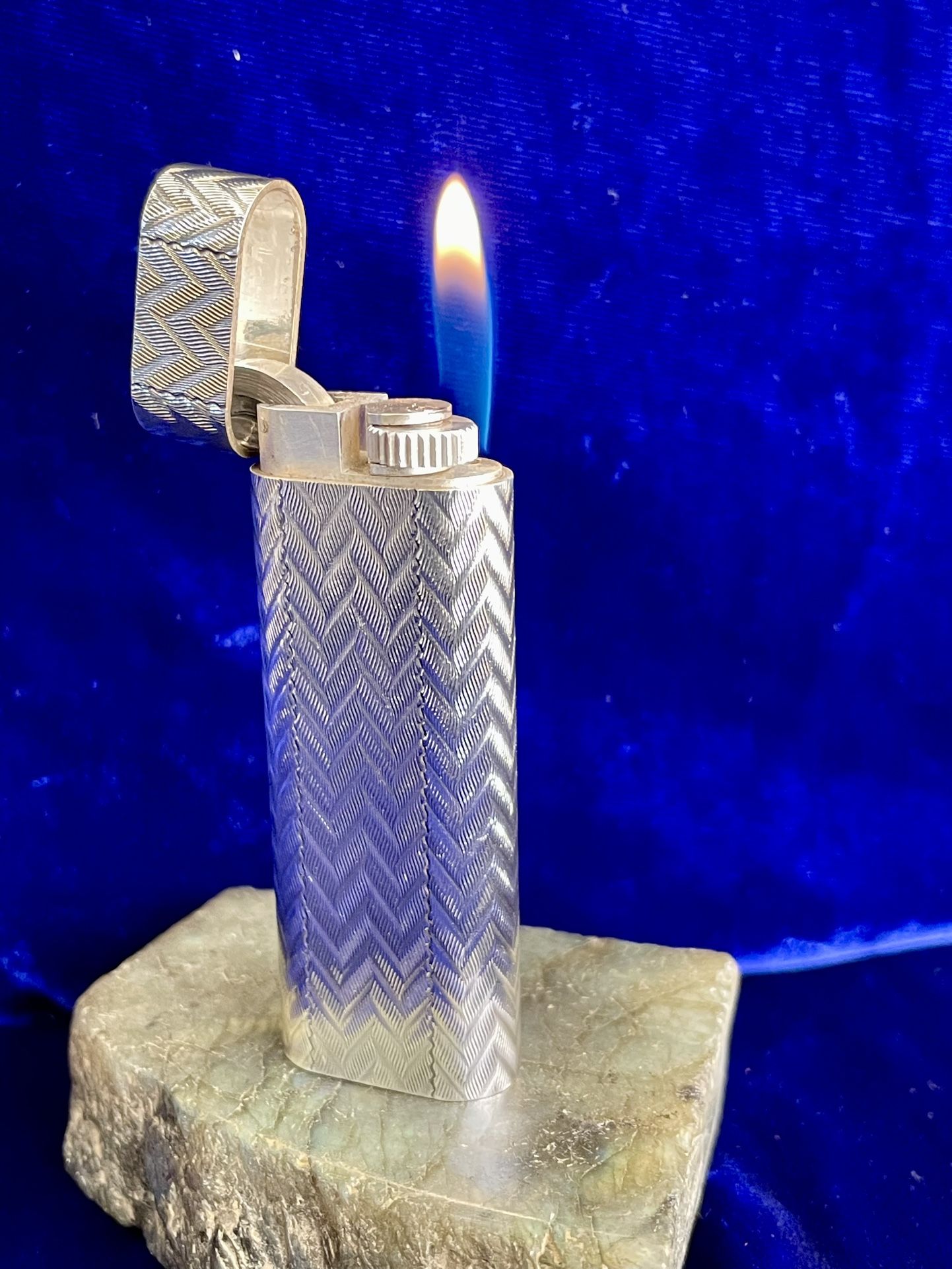 Silver Oval Vintage Cartier Lighter Very Good Condition Works 1 Year Warranty