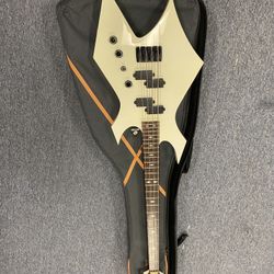 1983 BC Rich warlock bass Guitar 