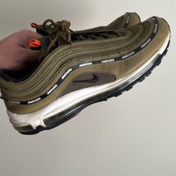 Air max X Undefeated  