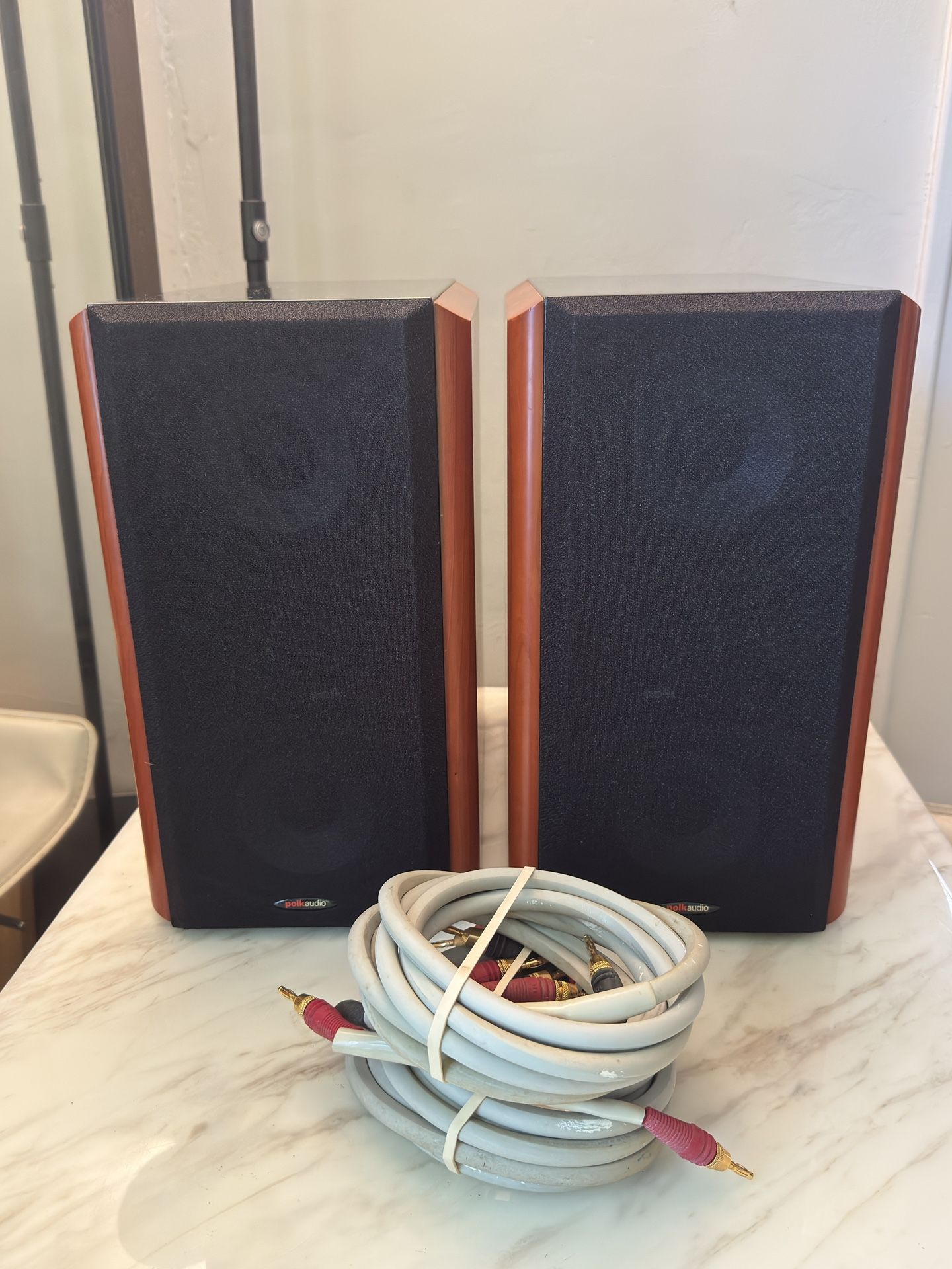 Polk Audio Bookshelf LSi9 Dynamic Balance Surround Sound Speaker Wired- 1 Pair