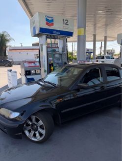 2002 BMW 325i