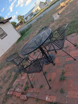 Vintage Woodard wrought iron patio furniture