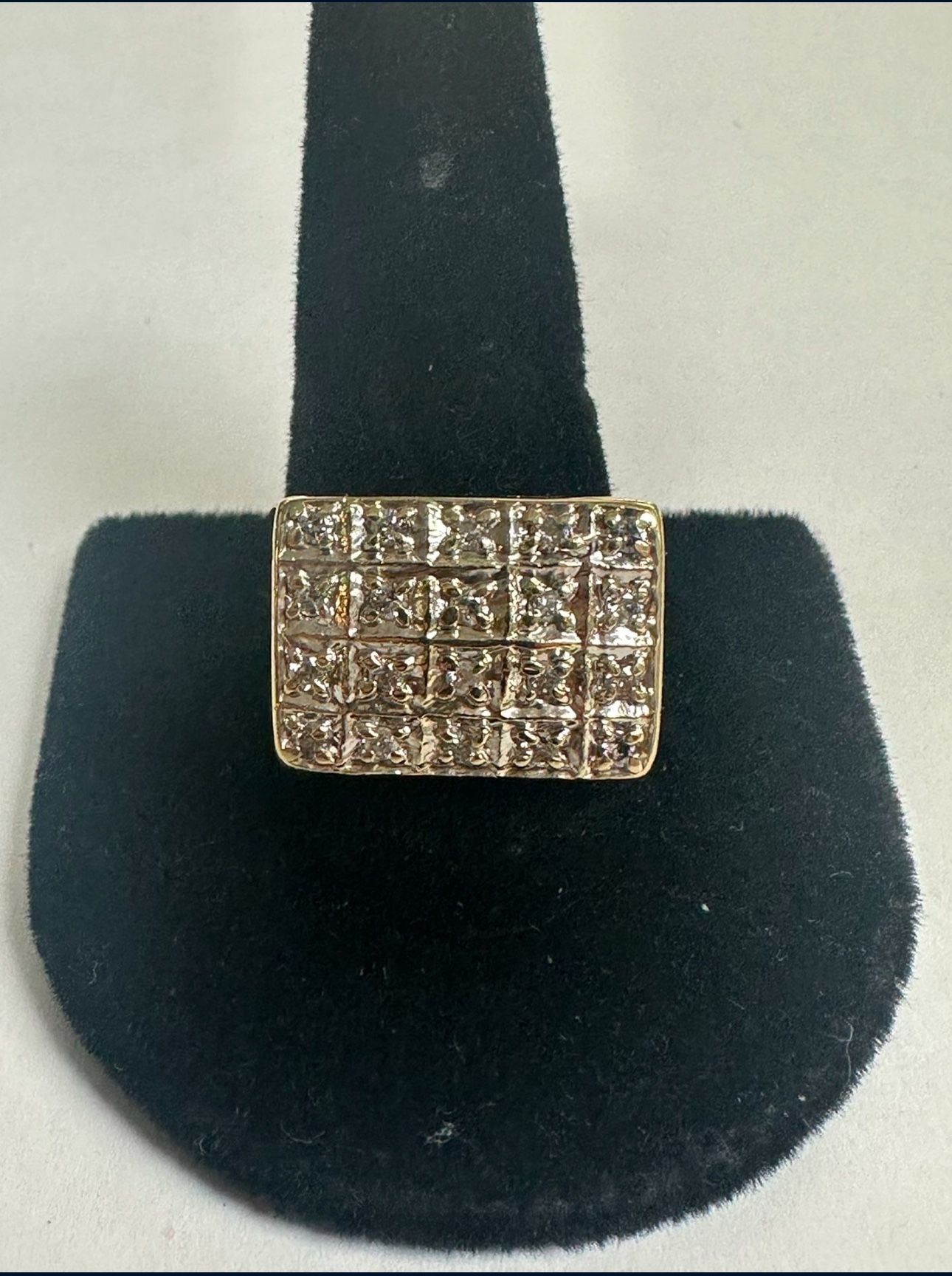 14K Diamond Ring Size 11