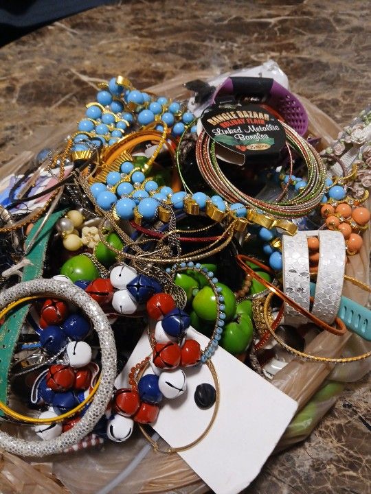 21 Pounds Of Unsearched Estate Sale Jewelry