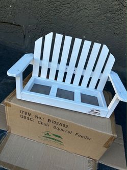 Solution4Patio Chair Squirrel Feeder White Wood
