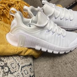 Nike 8.5 Mujer $80
