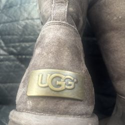 UGG Celvin Boots In Chocolate Brown
