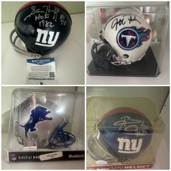 4 Mini Helmets