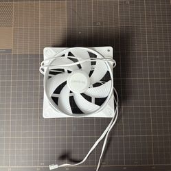 4 RGB Light Wings LX White PC Case Fans