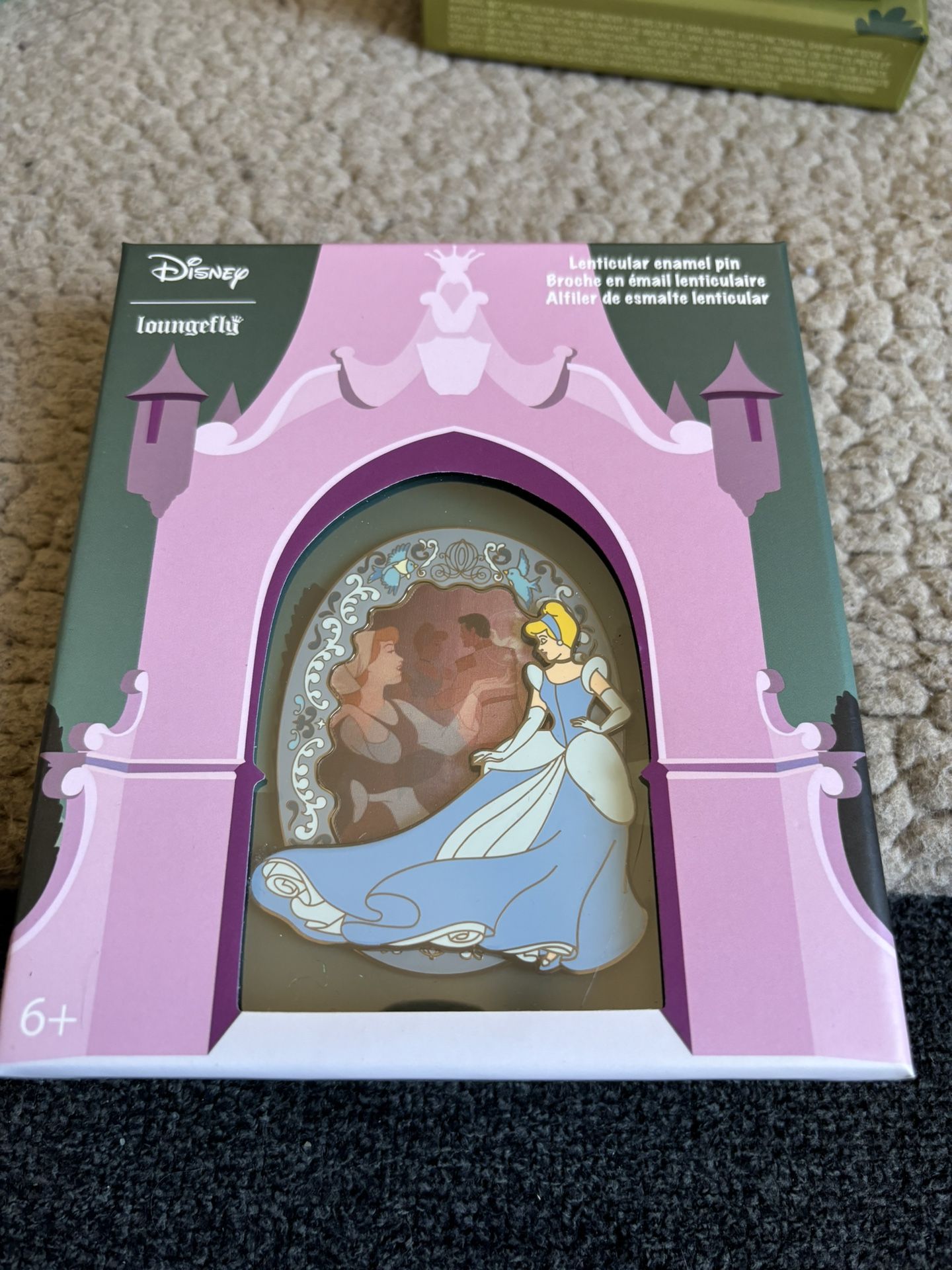 Cinderella Loungefly Lenticular Limited Edition Pin Disney