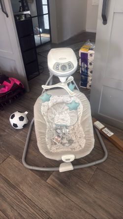 Baby swing