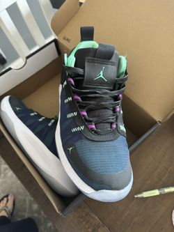 7 Youth. Air Jordan 1