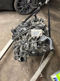 2012-2017 Bmw F30 2.0 Engine motor only!