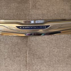 Chrysler 2011-2 2014 Wing Hood molding Modified Emblem Badge 