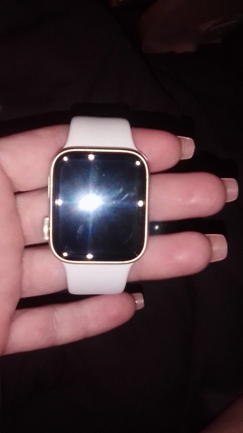 Apple Watch 56 Gig 40 Mm Unlocked Any Carrier 