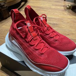 Basketball shoes