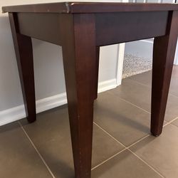 2 Matching Side Tables