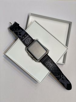 Hermès X Apple Watch (Band AND Watch) Watch Hermès Series 3