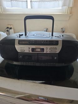 Aiwa CSD-SR520 CD radio cassette recorder